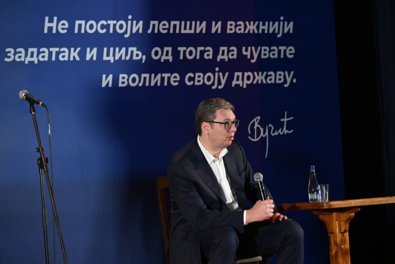 Predsjednik Srbije uputio poziv Rektorskom kolegijumu Univerziteta u Beogradu za otpočinjanje razgovora o rješavanju gorućih problema u društvu