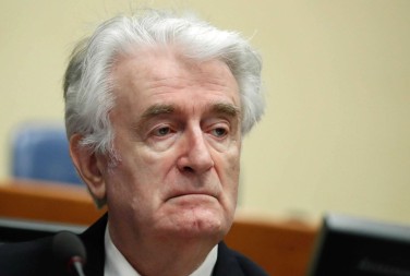 Radovan Karadžić izgubio pet litara tečnosti, osjeća se otrovano