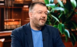 ANTIĆ Studenti, kako to da je Vučić u isto vrijeme nenadležan i odgovoran