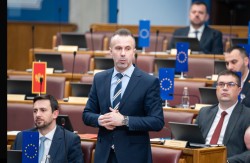 BOGDANOVIĆ Nema zaboravljanja, vlast počela da oslobađa institucije