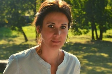 DRŽAVNOJ SLUŽBENICI U RALJAMA ROKENROLA (UMJESTO IGRAČKE)