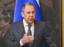 LAVROV Pojedini zapadni moćnici pokušavaju da sprovedu "obojenu revoluciju" u Srbiji
