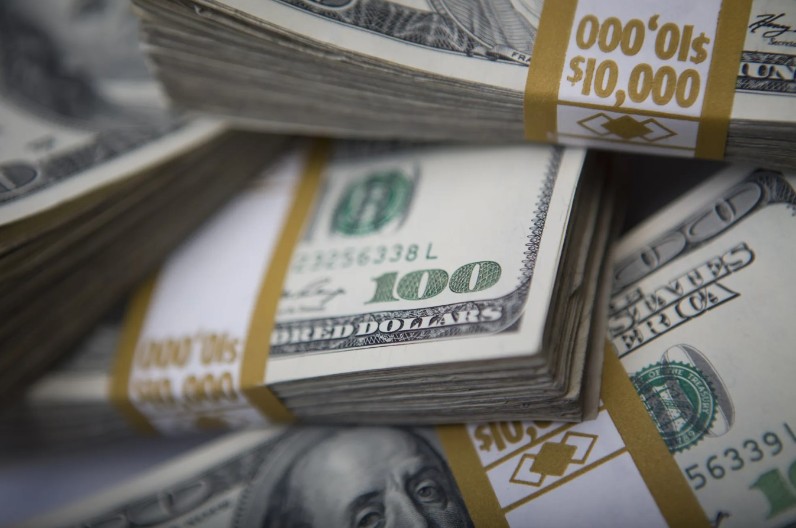 BIVŠI BANKAR "GOLDMAN SAKSA" Američke kompanije izgubile oko 300 milijardi dolara napuštajući rusko tržište