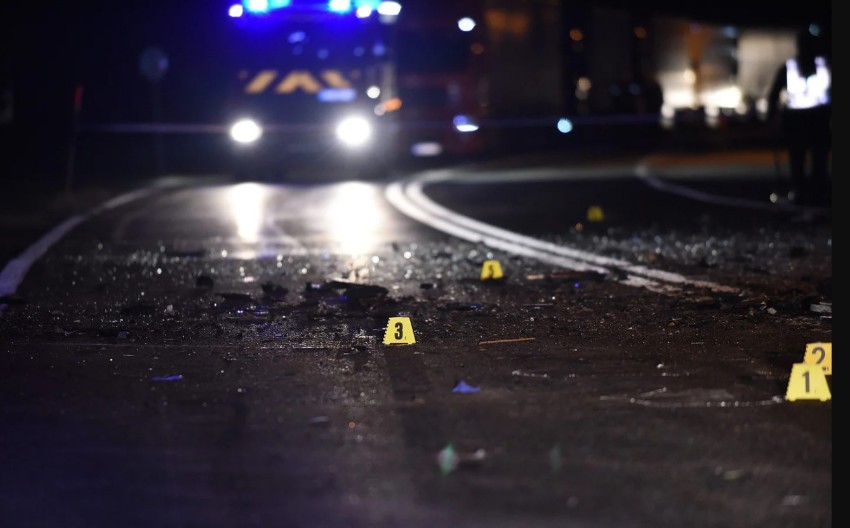 U teškoj saobraćajnoj nesreći stradale dvije mlađe osobe