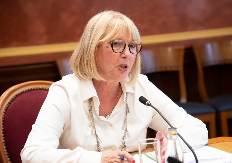 ZAKON JE JASAN Dragana Đuranović ne može biti vraćena na funkciju sudije Ustavnog suda