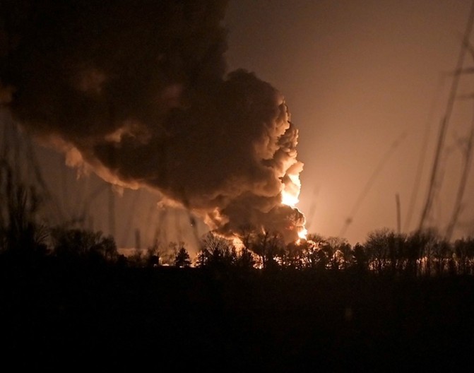 GORE BRODOVI I MORE Luke Oružanih snaga Ukrajine u blizini Odese brutalno se uništavaju iz vazduha