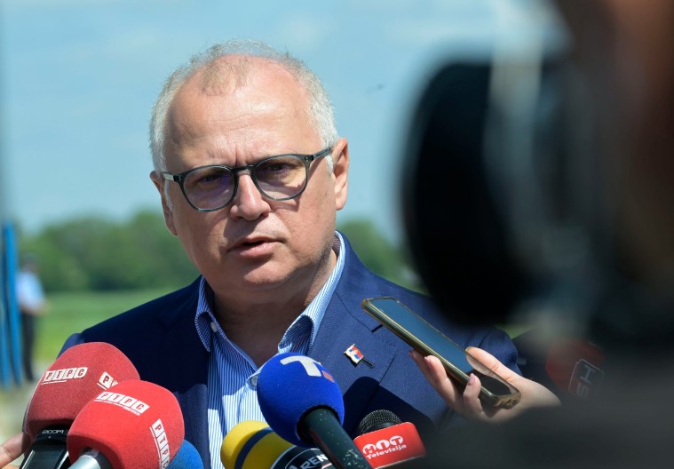 NISAM UHAPŠEN Goran Vesić se oglasio na društvenim mrežama