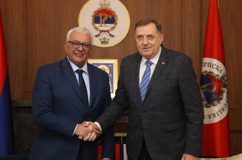 MANDIĆ Srbi iz Crne Gore zajedno sa Srbima iz Srpske