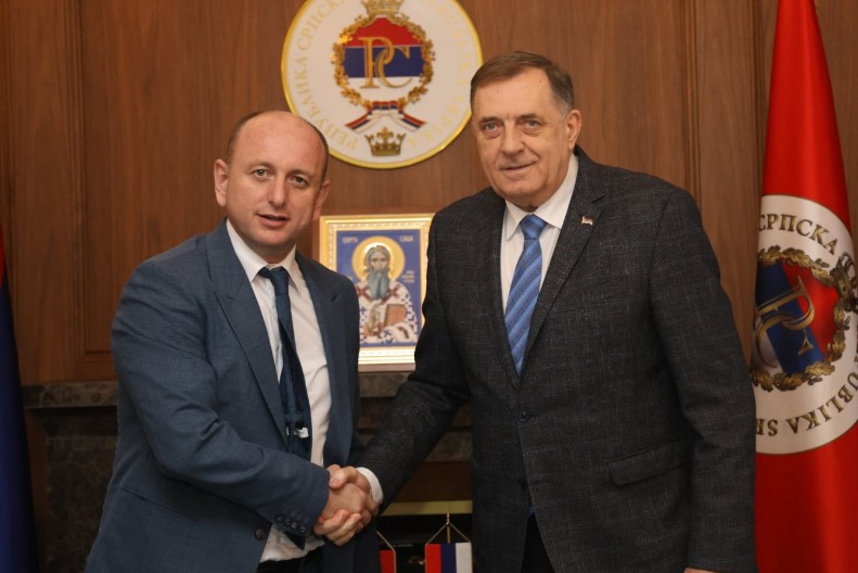 KNEŽEVIĆ Srbima u Crnoj Gori ne može biti bliže Sarajevo od Banjaluke