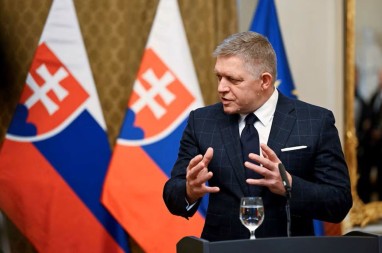 SLOVAČKI PREMIJER Nećemo podržati Ukrajinu ni finansijski ni vojno za nastavak sukoba sa Rusijom