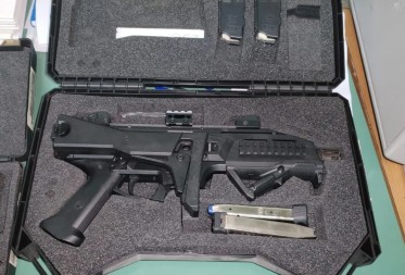 PRONAĐENI ORUŽJE, KOKAIN I NOVAC Pretresi od Bara do Herceg Novog