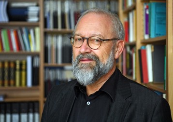 NJEMAČKI INTELEKTUALAC ZAVAPIO NA TV ARD Nemamo rešenje za Putina, Erdogana, Vučića i Trampa - Oni su imperijalisti!