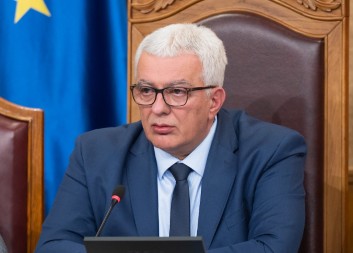MANDIĆ Borba za položaj srpskog jezika počela je od donošenja Ustava suprotnog realnom stanju u Crnoj Gori
