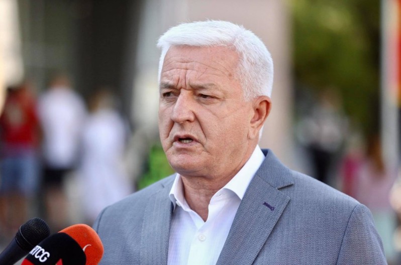 SRAMNA IZJAVA ZASTIĐA Duško Marković opravdava hapšenje tri mladića iz Nikšića u Dečanima