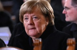 MERKEL Njemačka i Evropa biće "smrvljene" ako se ne budu držale zajedno