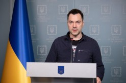 OD PRVOG SARADNIKA DO LJUTOG KRITIČARA Arestovič optužio Zelenskog za kolaps Kurske avanture