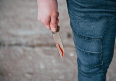 Nikšićka policija uhapsila R.N. (38) koji je nožem ranio dvije osobe