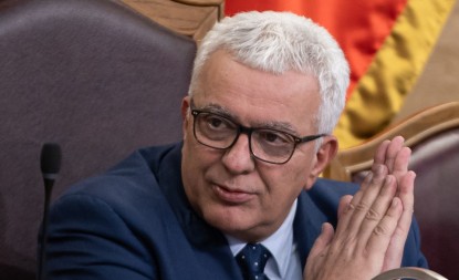 MANDIĆ Potrebno je da srpska mladost i vlast nađu zajednički jezik zbog budućnosti