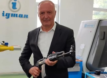 HAJVAN ZUKAN Ministar odbrane BiH pozvao Vučića da podnese ostavku