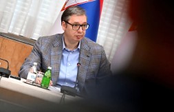 PREDSJEDNIK SRBIJE FBI i FSB će biti pozvani da učestvuju u istrazi o navodnoj upotrebi "zvučnog topa" na protestu u Beogradu