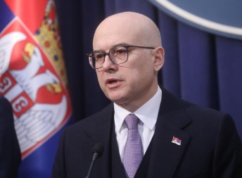 VUČEVIĆ Zvanično zatraženo da FBI i FSB dođu u Srbiju i sprovedu nezavisnu istragu u vezi "zvučnog topa"