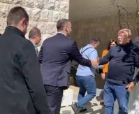 Spajića u Ulcinju dočekao višestruko osuđeni kriminalac (video)