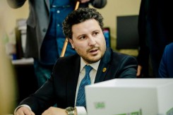 ABAZOVIĆ Milojka Spajića treba uhapsiti, Jakov Milatović se ponaša kao krava