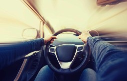 Ulcinjanin našmrkan kokainom upravljao vozilom pa fasovao 30 dana zatvora