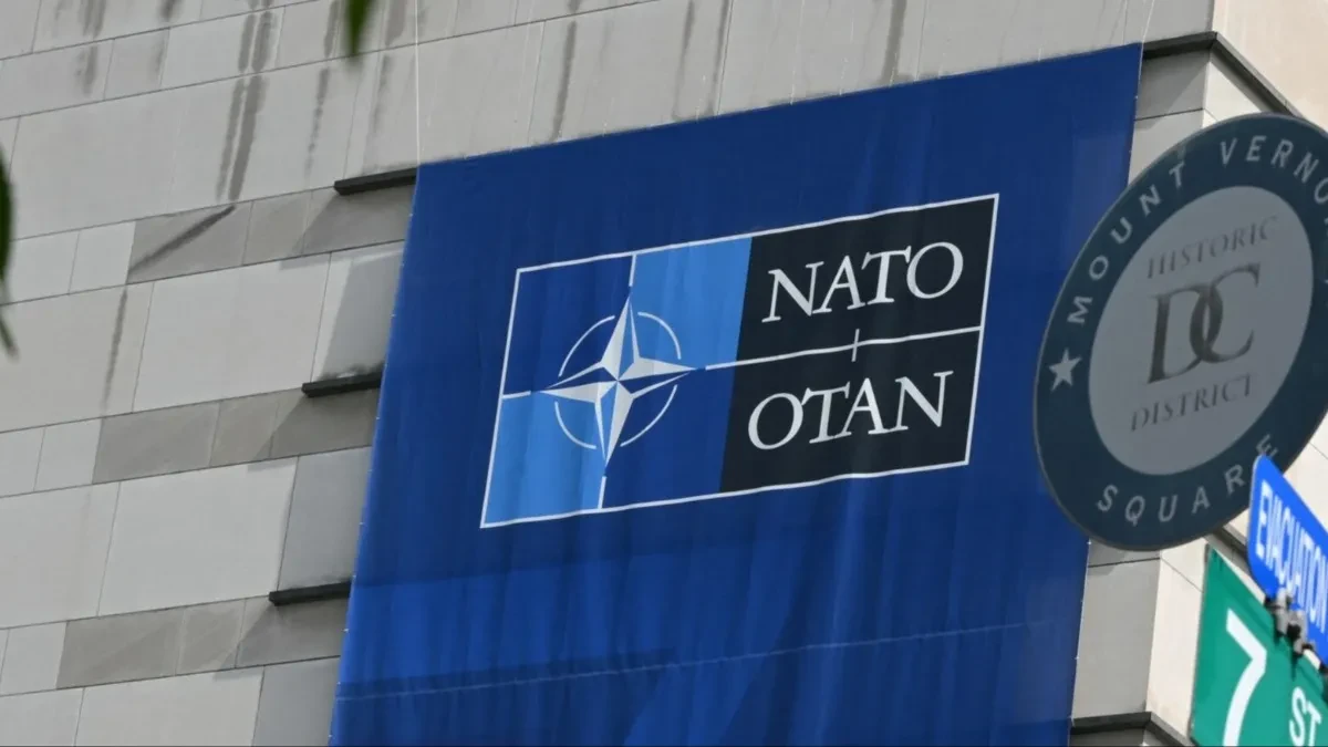 Vašington okuplja odabrane članice NATO-a bez Londona i Pariza