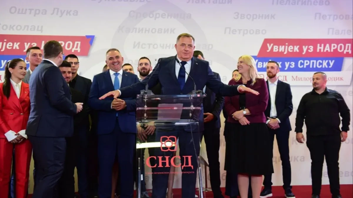 Dodik zahvalio Vučiću: Njegov izborni uspjeh važan je za Republiku Srpsku