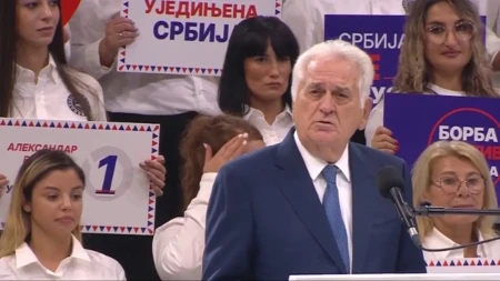Tomislav Nikolić upozorio: Ne smijemo ponoviti skok u bunar iz 2000. godine