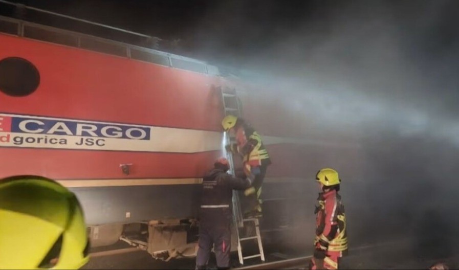 Planula lokomotiva teretnog voza, prijetila ekološka katastrofa na sjeveru Crne Gore