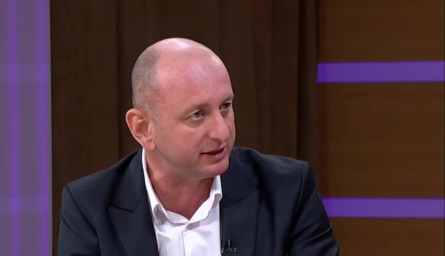 Knežević: Ako Srbi traže prava, odmah smo antidržavni elementi