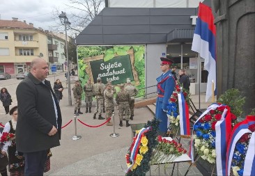SABOROST NA DJELU: Vraneš položio vijenac srpskim junacima u Višegradu