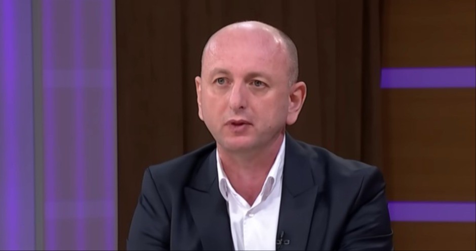 „Hrvati traže Prevlaku, Jadran i 17 miliona!“ Knežević otkrio šta sve Zagreb traži od Crne Gore i šta je premijer Spajić rekao u vezi Lore