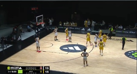 DRAMA U ABU DABIJU: Eksplozije prekinule utakmicu, reakcije igrača obišle svijet! (VIDEO)