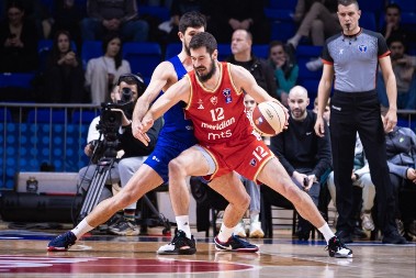 Crveno-bijeli pokazali snagu: Budućnost pala pred naletom Zvezde