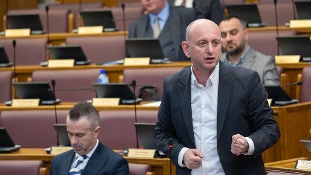Knežević: ANB dobija ovlašćenja da prati građane i ulazi u stanove bez suda
