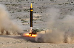 Iranske rakete probijaju „Gvozdenu kupolu“, gori Persijski zaliv