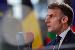 Eskalacija prijeti globalnim kolapsom: Makron traži direktan dijalog SAD i Irana