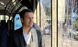 DNP tvrdi da Mujović više nije gradonačelnik, traže ostavku i izbore