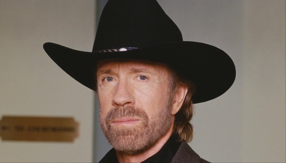 Preminuo Čak Noris, simbol snage i nepobjedivosti