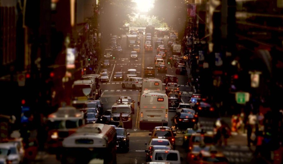 Svijetu poručeno da uspori: kriza primorava na rad od kuće i manju potrošnju