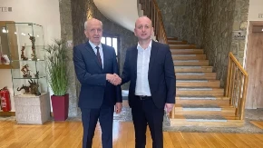 Knežević sa ruskim ambasadorom: Većinska Crna Gora uz Rusiju