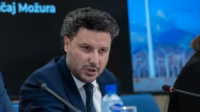 Abazović: Vlada Crne Gore u krizi razmišlja o novim ministarstvima umjesto o inflaciji