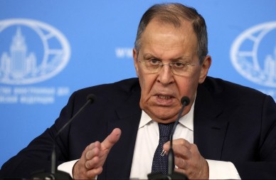 LAVROV: Nuklearno oružje izgovor, Vašington planira da upravlja državama