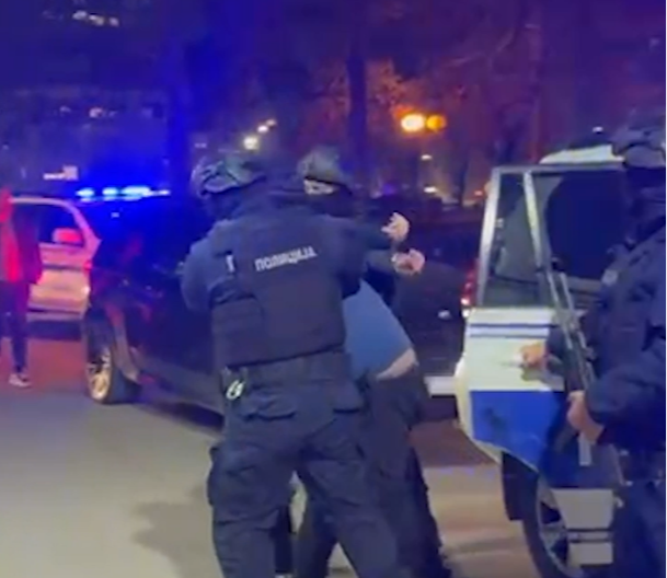 HAPŠENJE U KRAGUJEVCU: Sumnja na teško ubistvo i podstrekavanje (VIDEO)