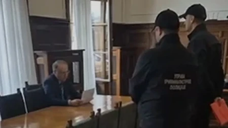 Niko više nije nedodirljiv: Više od 30 policajaca i dva tužioca u akciji na Rektoratu