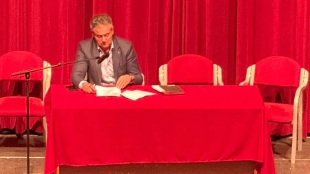 (IZVJEŠTAJ SA LICA MJESTA) DEBAKL „ZMIJA“ I „STRUNJA“ U PLJEVLJIMA: Lekić jedva skrpio kvorum sa DPS preletačima, Vraneš i Krezović mu okrenuli leđa