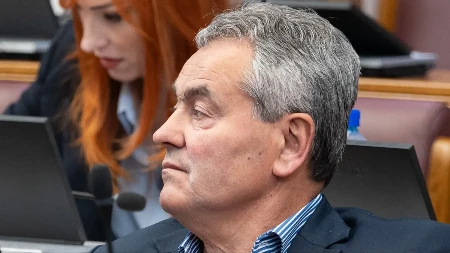 TRAGIKOMEDIJA U PLJEVLJIMA: Mijo Lekić uhvaćen u laži, u hodu mijenjao saopštenja i imena predsjednica Foruma žena